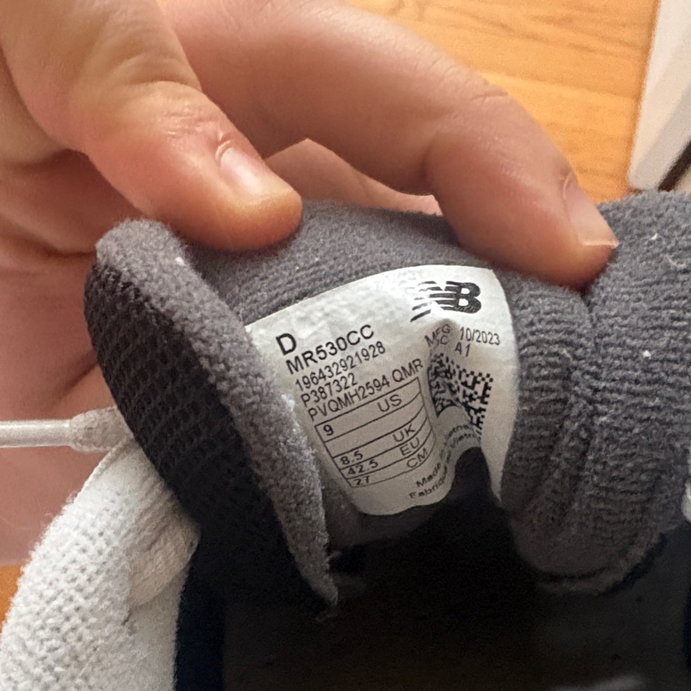 New Balance 530 Classic Black Gray - Picture 3 of 5